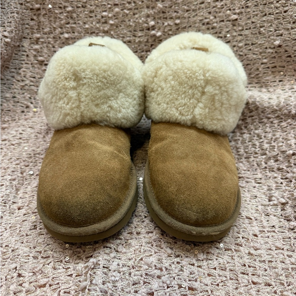 UGGS Women’s Size 6 - Picture 3 of 13